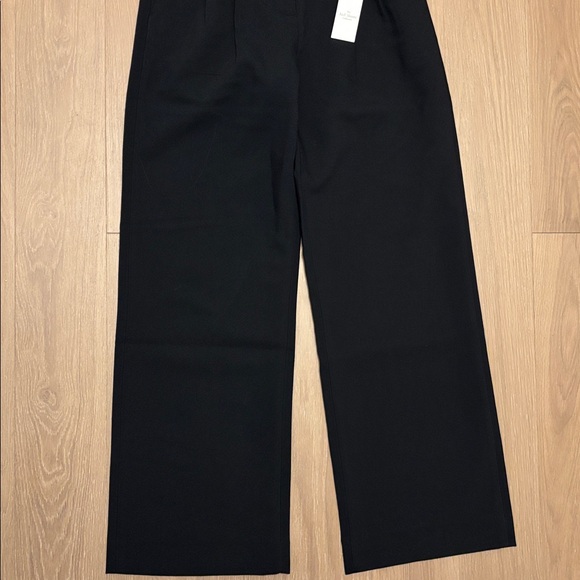 A&F Sloane Tailored Wide-Leg Pant 24 Short - Picture 5 of 8